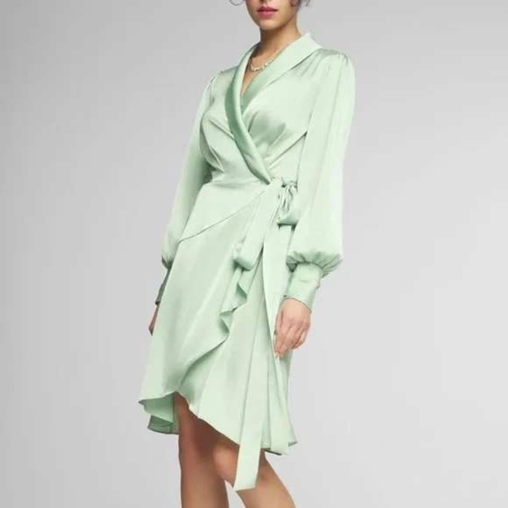 White House Black‎ Market Satin Wrap Dress Green Size 2 Long Sleeve Knee Length